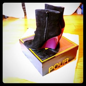 Final sale! Black  suede burgundy wedge booties